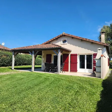 In With Golf And Pool *