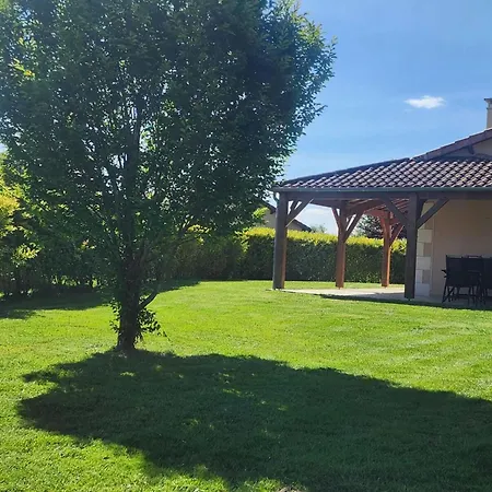 In With Golf And Pool