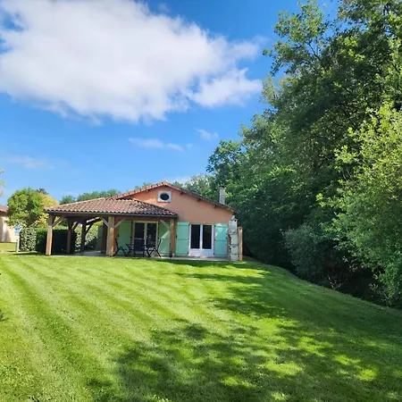 In With Golf And Pool Nyaraló Les Forges